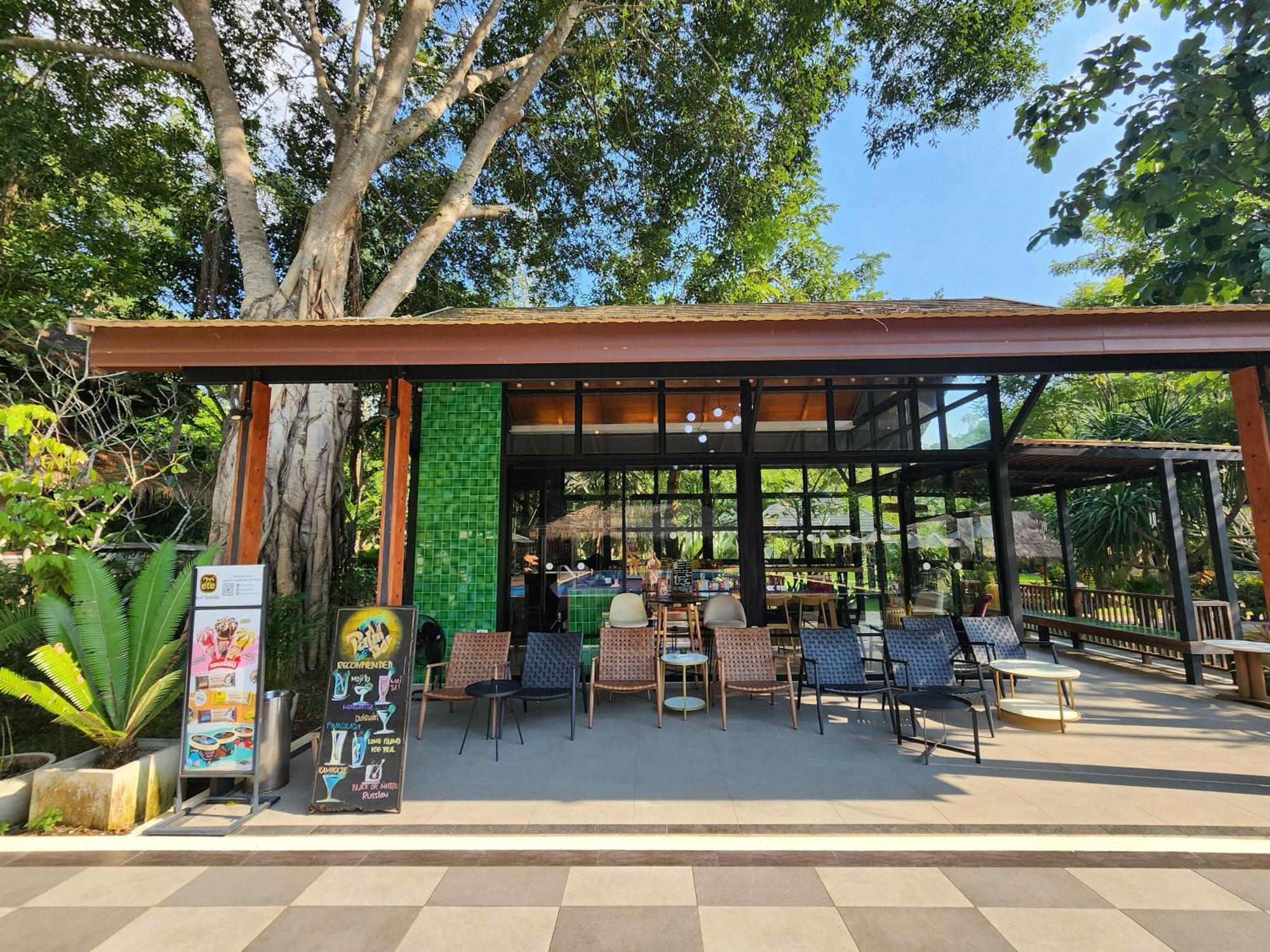 River Kwai Resotel Ban Huai Maenam Noi Екстериор снимка